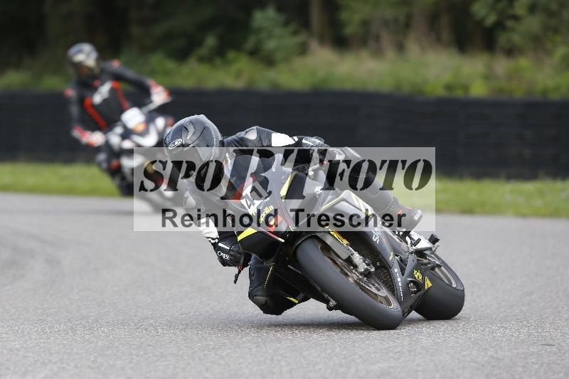 Archiv-2025/53 16.09.2025 Track Day Domi Aegerter ADR/Gruppe rot/41